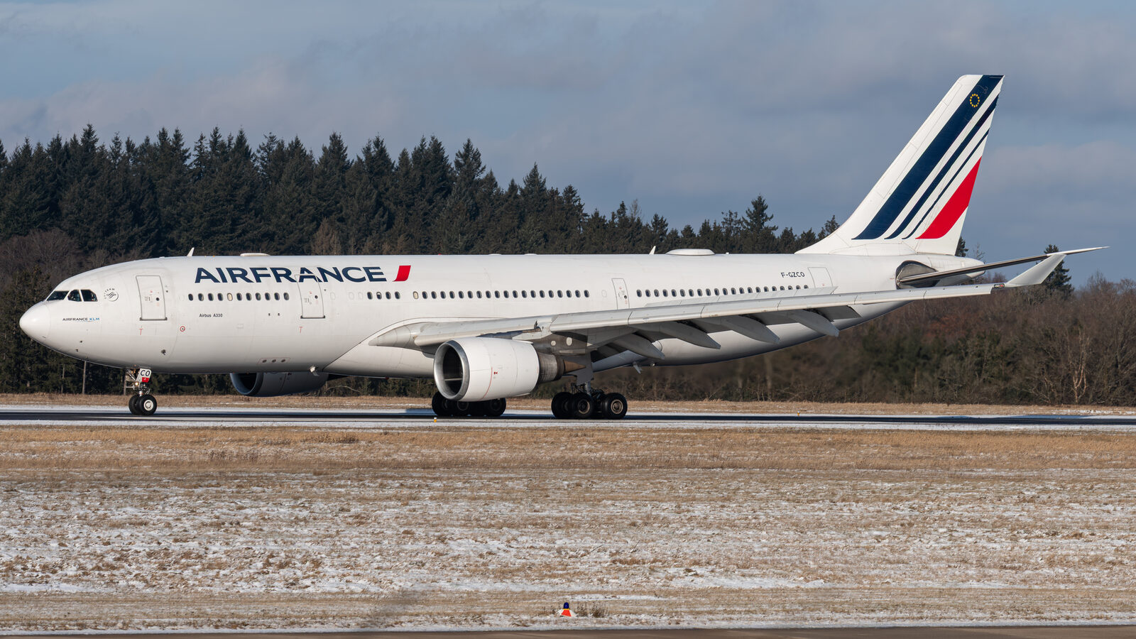 Airbus A330 Air France F-GZCO au roulage à Francfort-Hahn