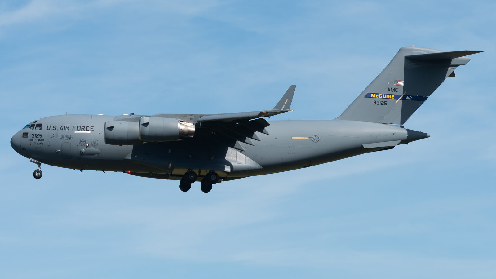 Boeing C-17 Globemaster III de l'US Air Force, base de McGuire, au décollage de Genève